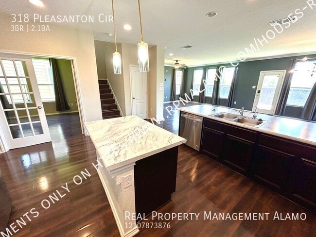 Building Photo - 318 Pleasanton Cir