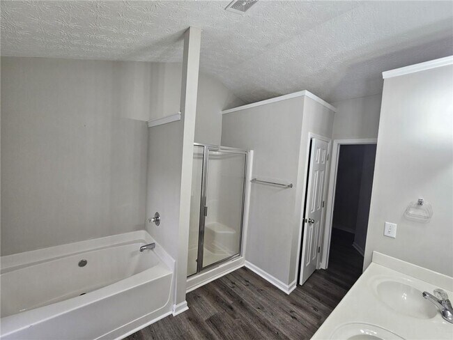 Building Photo - 4115 Magnolia Glen Walk