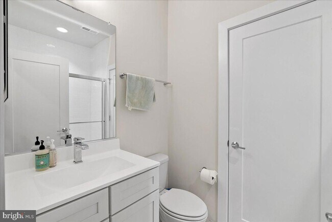 Building Photo - 4902 Trail Vista Ln