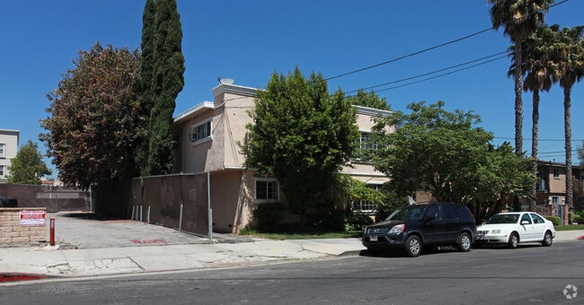 Primary Photo - 4679 Orion Ave