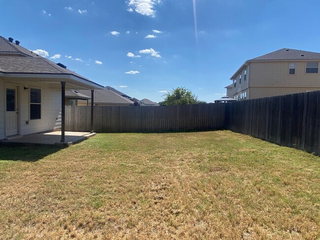 Building Photo - 3 BEDROOM, BELTON ISD