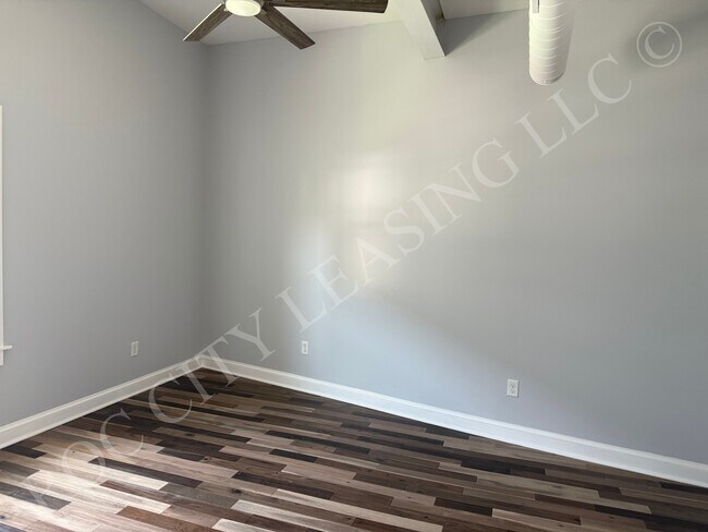 Building Photo - 143 State St