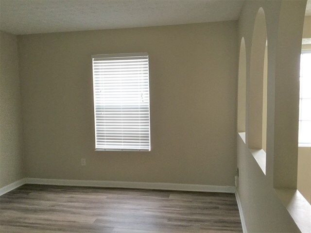 Building Photo - 5156 Sand Ct