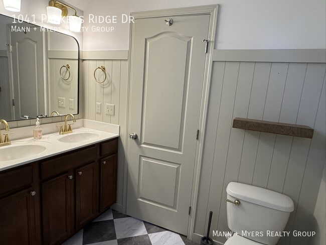 Building Photo - 1041 Parkers Ridge Dr