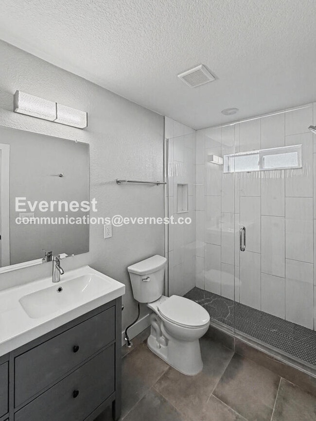 Building Photo - 3875 S Bannock St