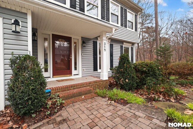 Building Photo - Charming Cary Home on Quiet Cul-de-Sac Move-In Ready!