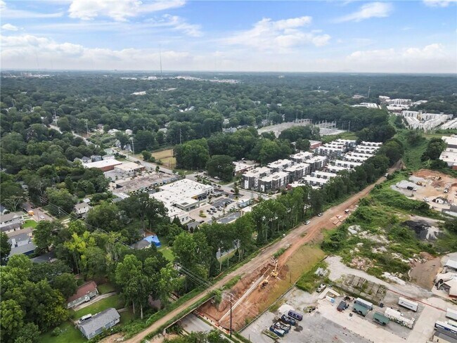 Building Photo - 388 Pratt Dr SE