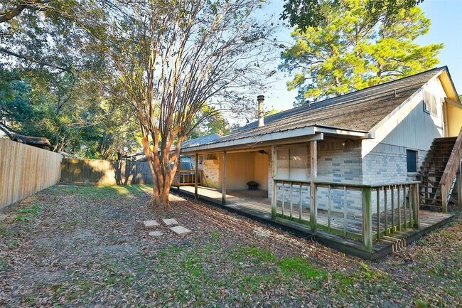 Building Photo - 9130 Kirkleigh Ln
