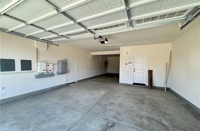 Building Photo - 17754 Pinot Noir Dr