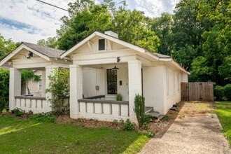 Building Photo - 23 Clifton St SE
