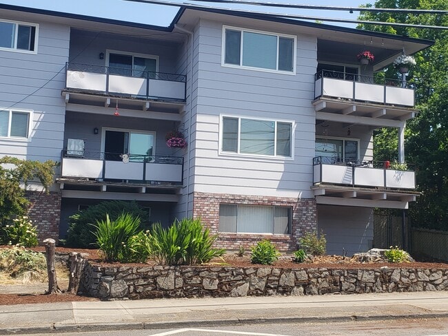 Building Photo - 4204 SE Boise St