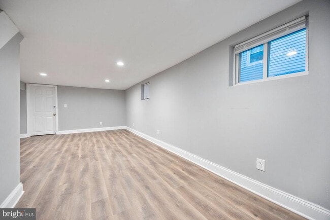 Building Photo - 2909 Echodale Ave