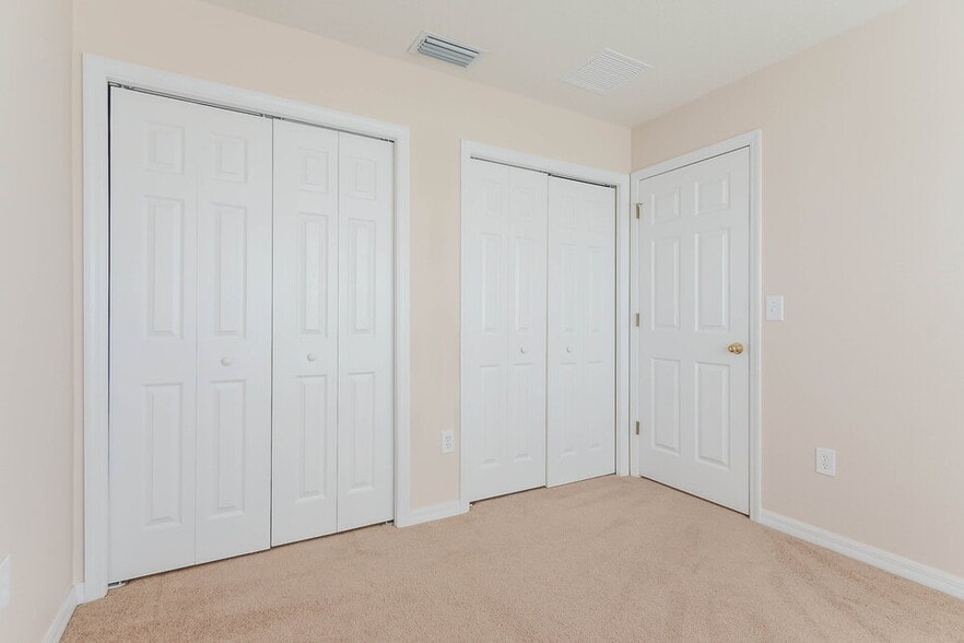 Building Photo - 6355 Desert Peace Ave