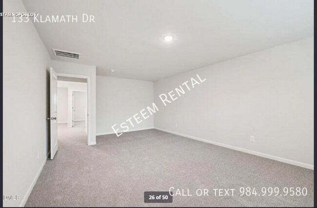 Building Photo - 133 Klamath Dr