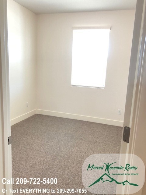 Building Photo - Must see!  Apply to schedule a viewing.