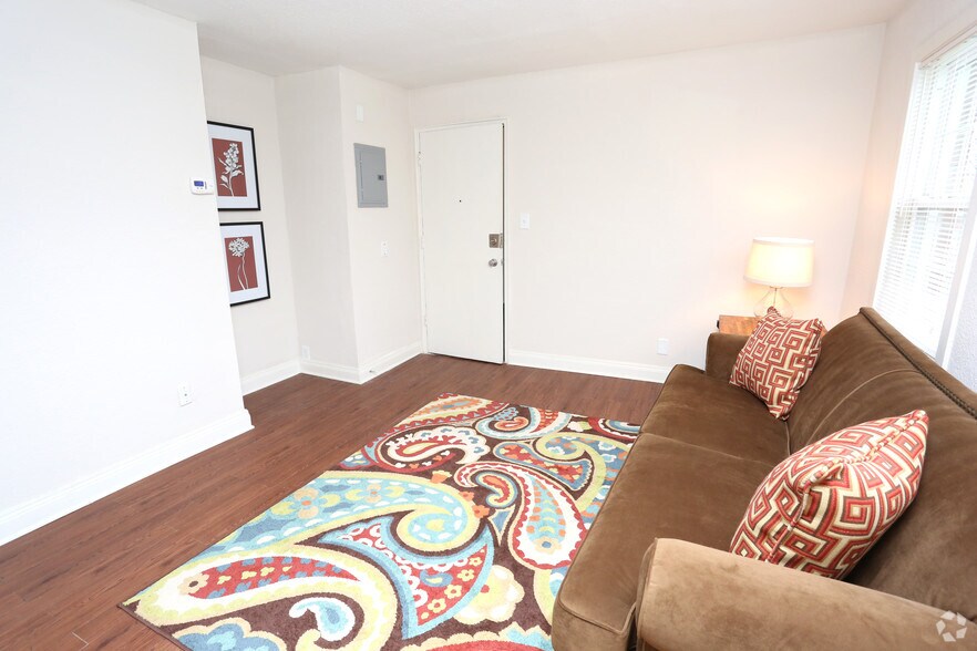 Heritage Green Apartments 5103 S 1st St Louisville KY 40214