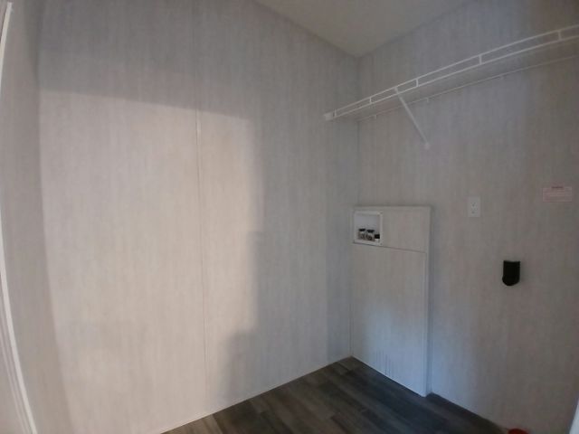 Building Photo - 1631 Semon Dr