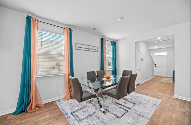 Building Photo - 218 Sweet Cherry Ln