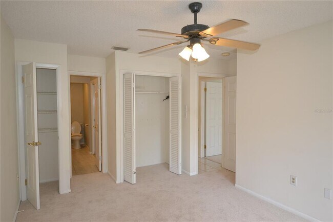 Building Photo - 329 Moorings Cove Dr