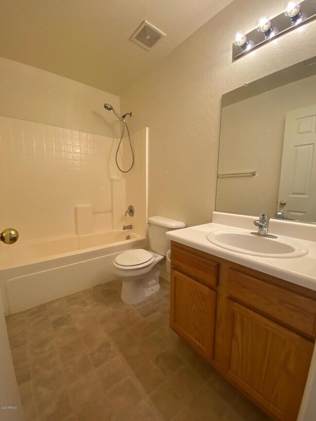 Building Photo - 12360 W Heatherbrae Dr