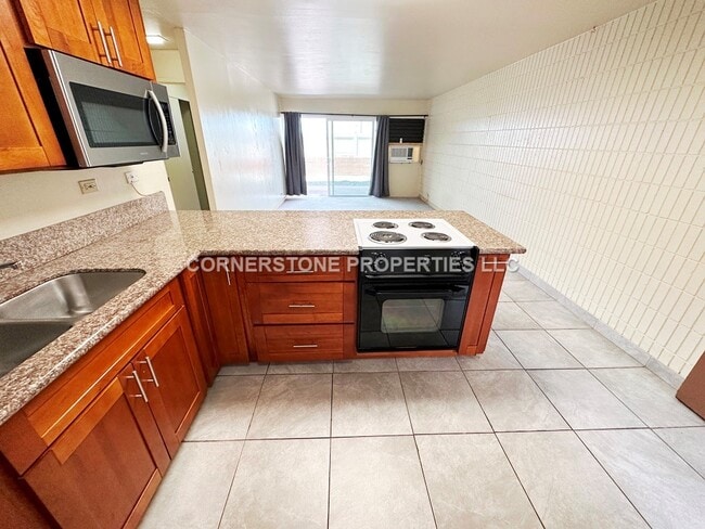Building Photo - 98-729-729 Moanalua Loop