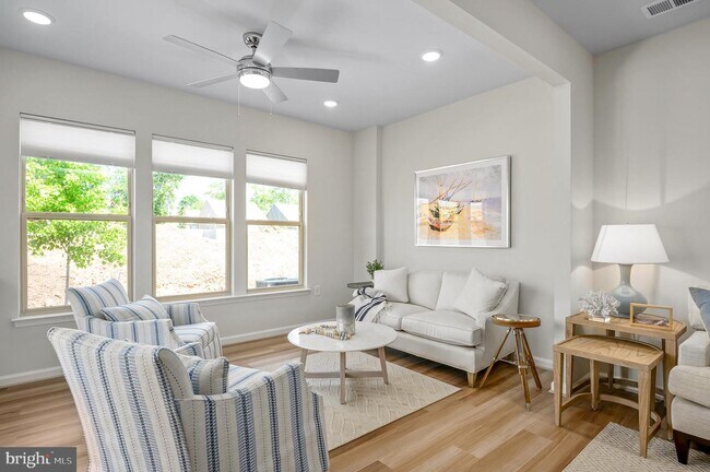 Building Photo - 46414 ROSE RIVER Ter