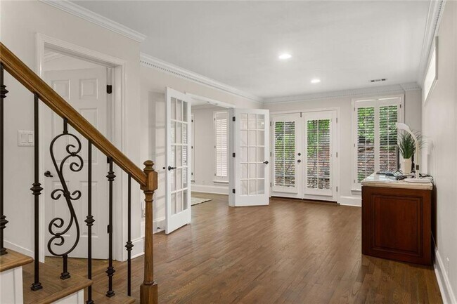 Building Photo - 415 Lyerly Pointe