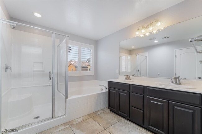 Building Photo - 7607 Peaceful Trellis Dr