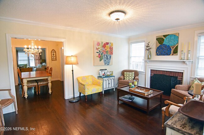 Building Photo - 1328 Ingleside Ave