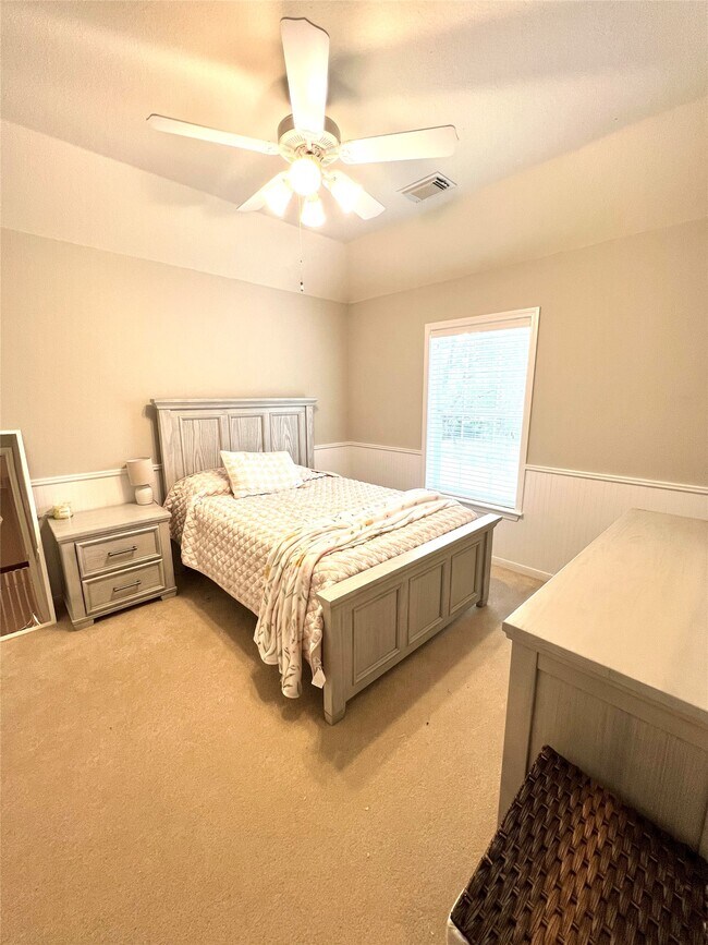 Building Photo - 27 E Shale Creek Cir