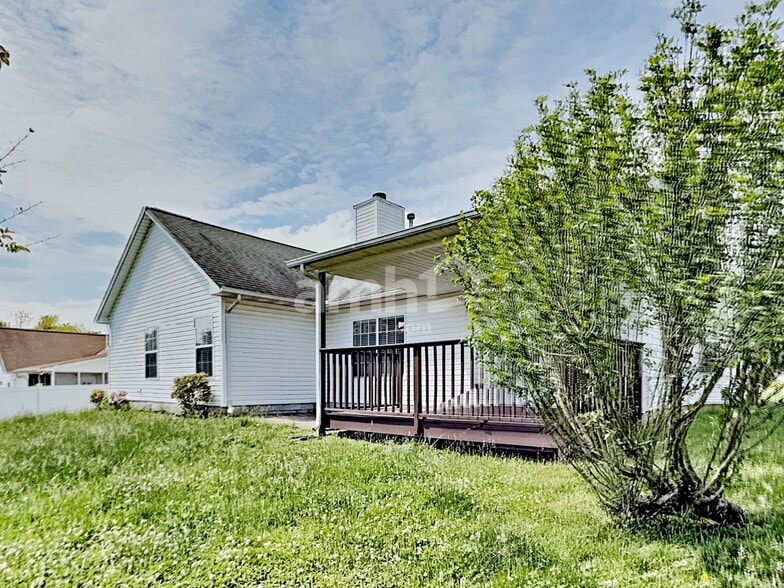 Building Photo - 1326 Treyvista Ct