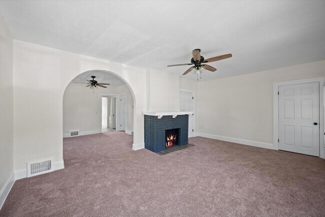 Building Photo - 316 Morrison Dr