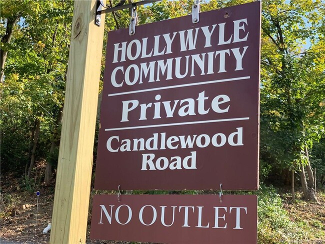 Building Photo - 11 Candlewood Rd