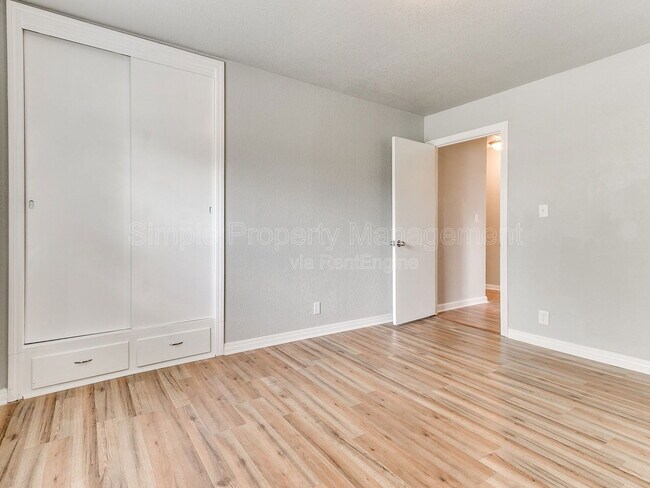 Building Photo - 3145 NW 47th St
