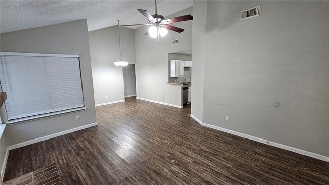 Building Photo - 3207 Lightstar Dr