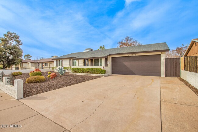Building Photo - 13838 N 37th Way