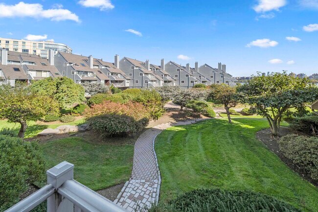 Building Photo - 14A Riverview Cir