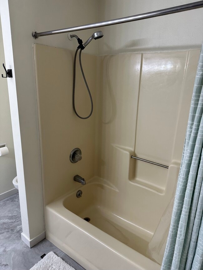 Building Photo - 1607 Buchanan St