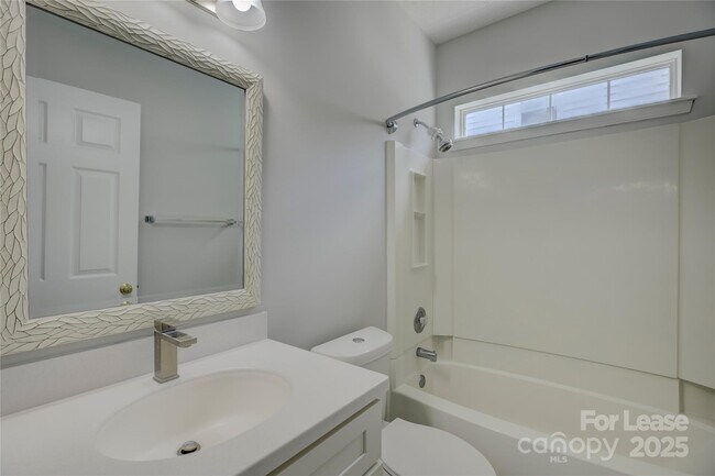Building Photo - 7017 Scuppernong Ct