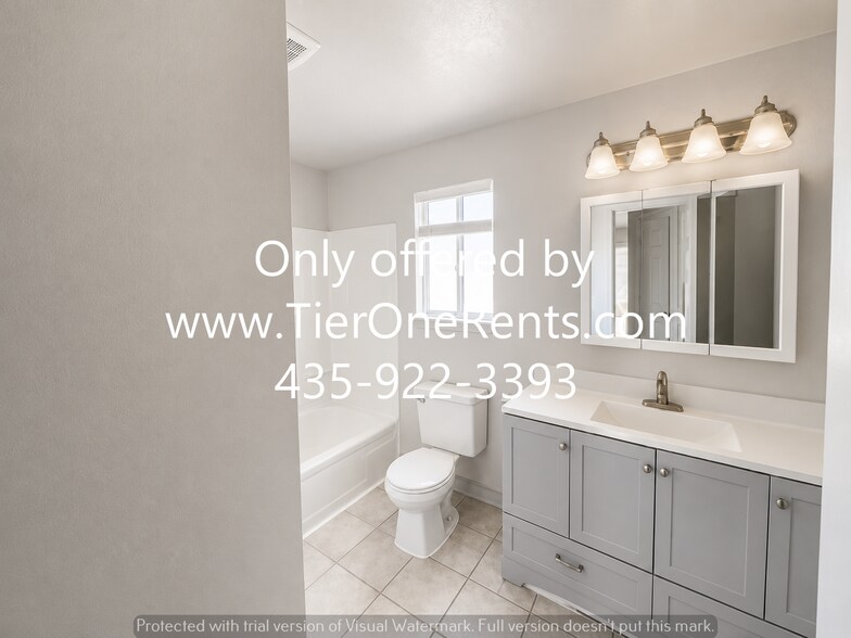 Building Photo - This property offers a NO DEPOSIT option available for qualified renters!