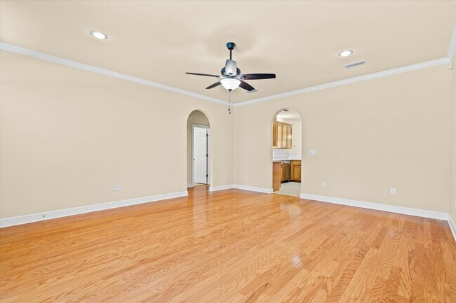 Building Photo - 99 Caisson Trace