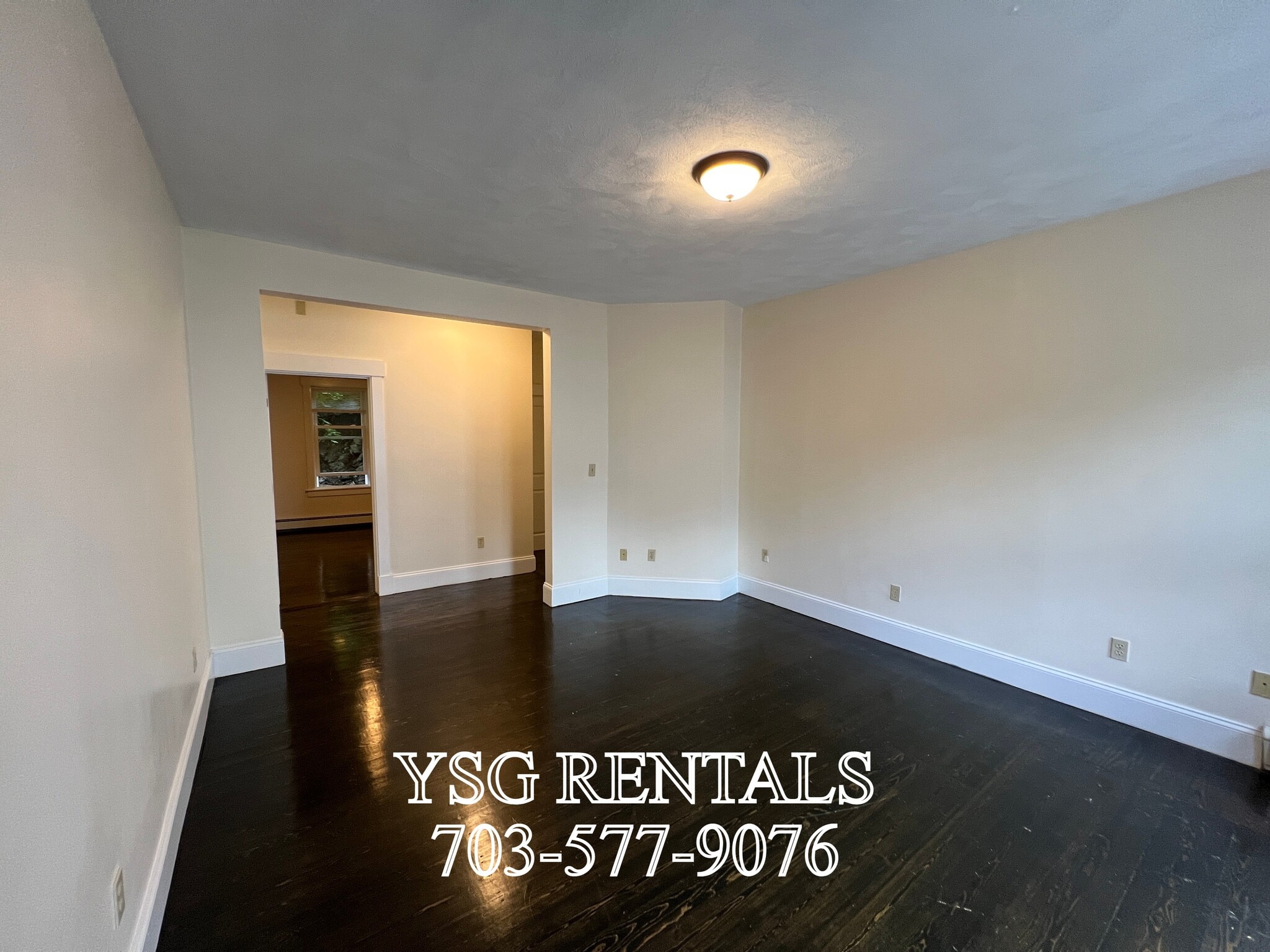 Building Photo - 4 Romar Ter