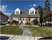 Building Photo - 1386 B St