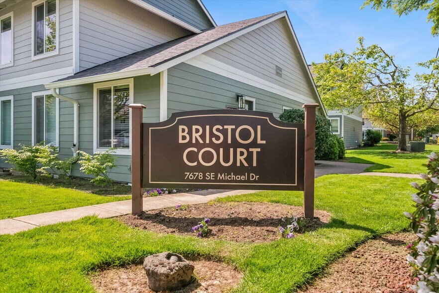 Building Photo - Bristol Court Apartments