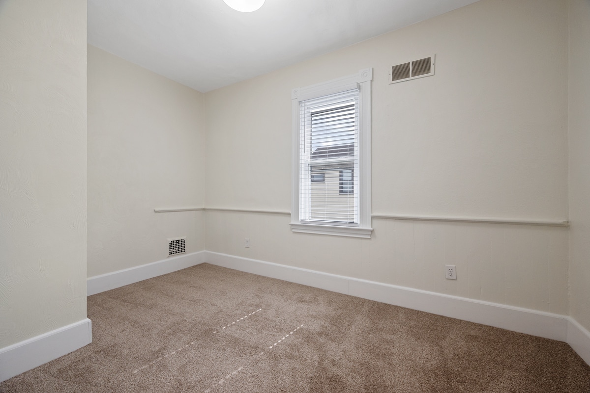 Building Photo - 503 3rd Ave