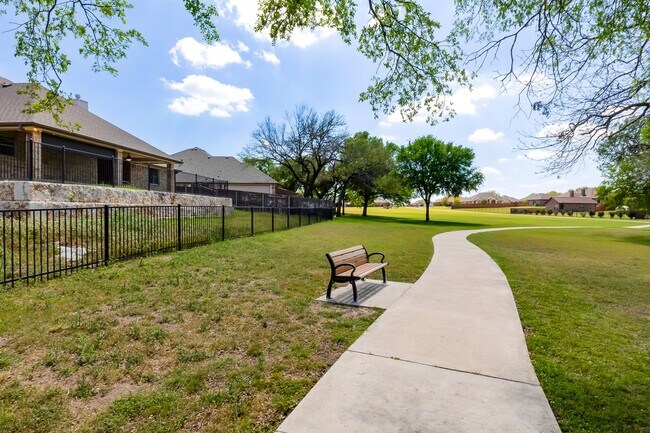 Building Photo - 7026 Chimney Hill Dr