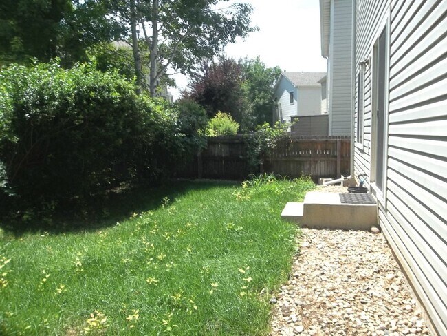 Building Photo - Bright and Inviting 3 Bedroom Home Near Everything Fort Collins Has to Offer