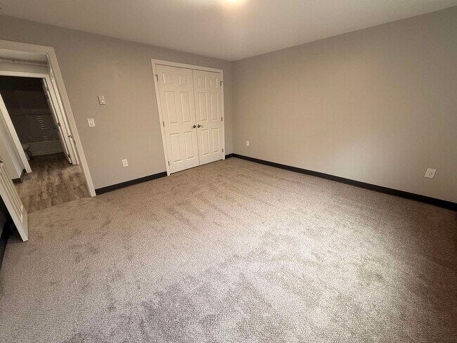 Building Photo - 29 Capron Rd