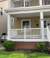 Building Photo - 55 E Hazeltine Ave