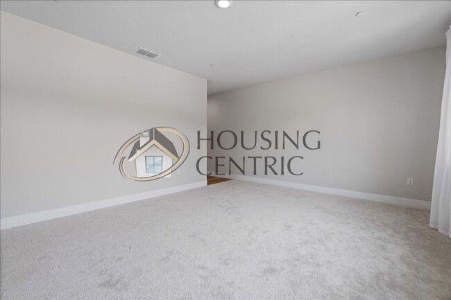 Building Photo - New Construction Executive Rental Home in ...